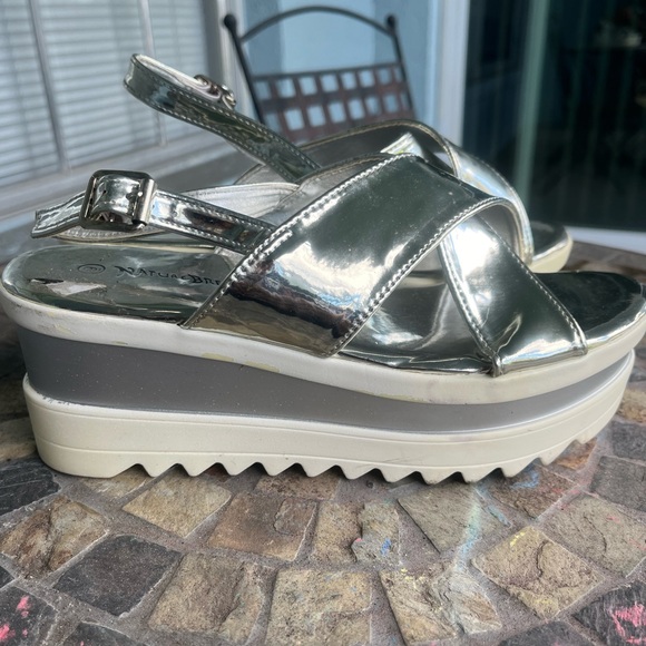 Silver Wedges - Picture 1 of 8